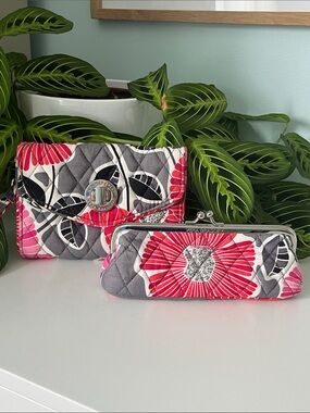 ✨SPECIAL OFFER✨Vera Bradley Matching “Cheery Blossoms” Pink and Gray Floral Set